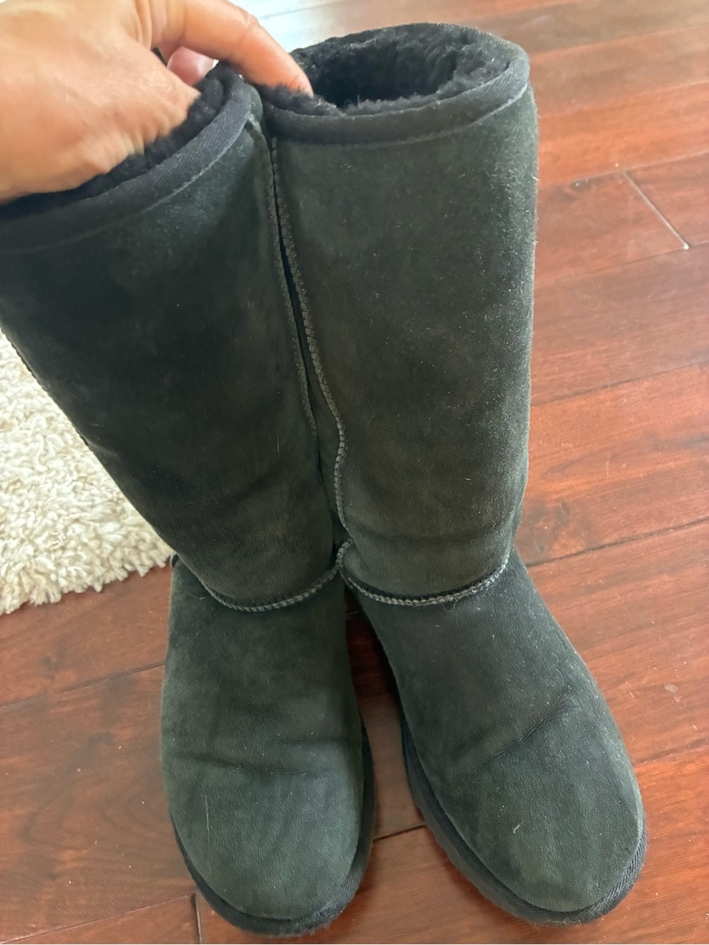 Women’s Black Uggs